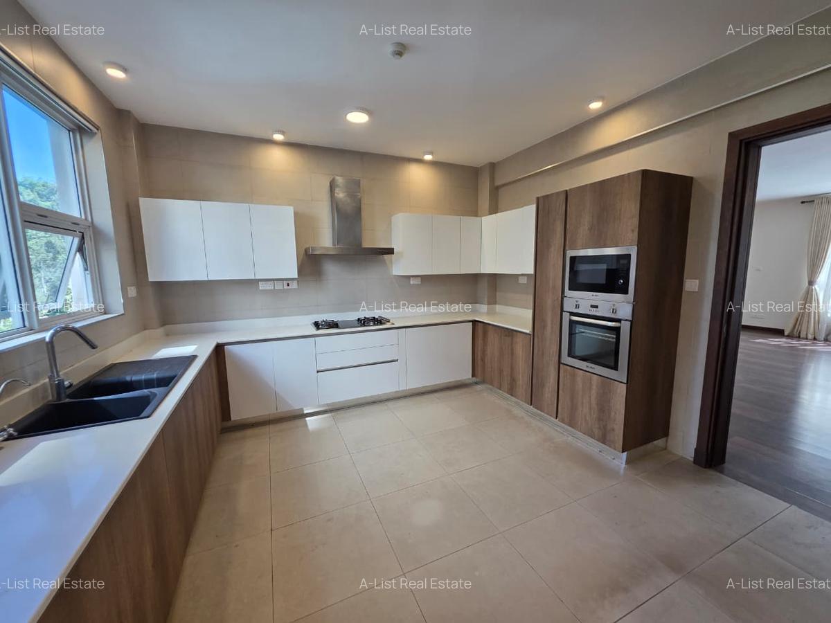 4 Bed Apartment with En Suite at General Mathenge - 10