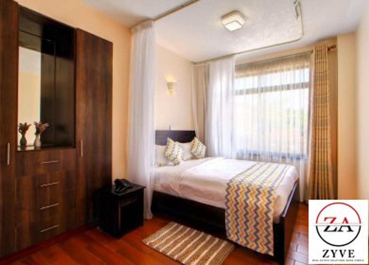 Serviced 2 Bed Apartment with En Suite at Near Yaya Center - 7