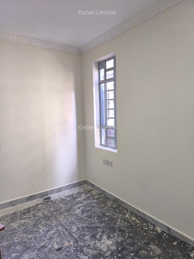 6 Bed House with En Suite in Gikambura - 5