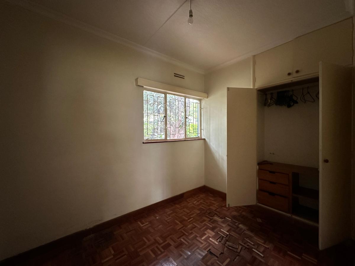 2 Bed Townhouse with En Suite in Kilimani - 12