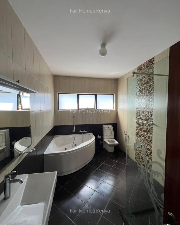5 Bed Townhouse with En Suite at Westlands Nairobi - 8