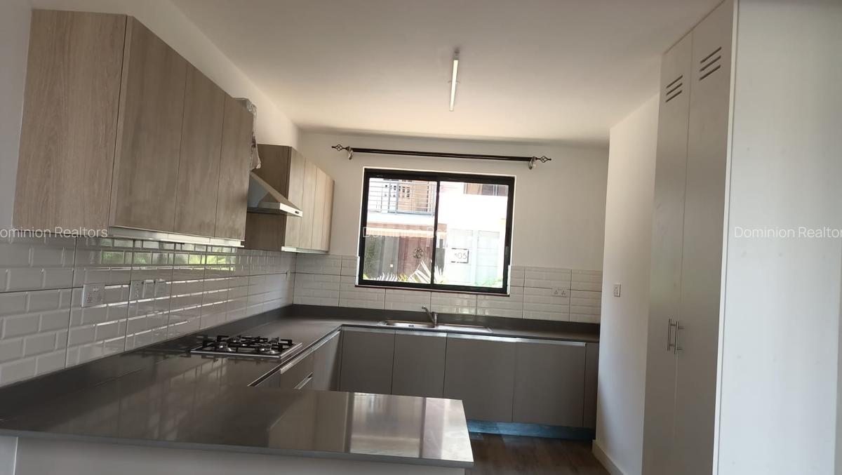 4 Bed Townhouse with En Suite in Westlands Area - 2