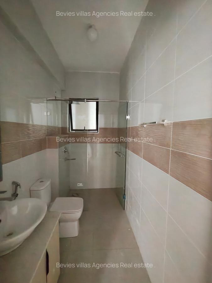 3 Bed Apartment with En Suite at Westlands - 10