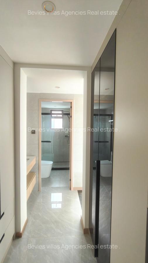 3 Bed Apartment with En Suite at Riverside - 11