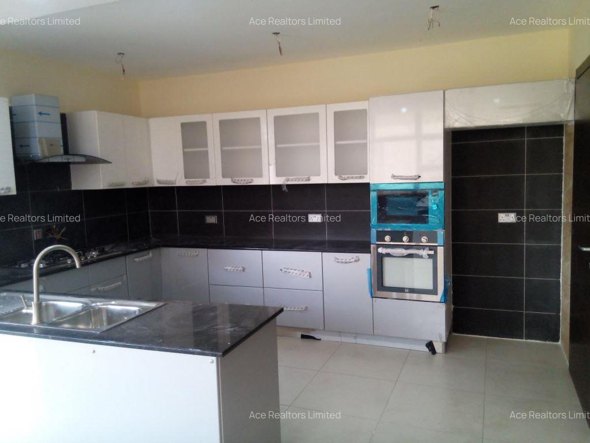 4 Bed Townhouse with En Suite at Karen - 5