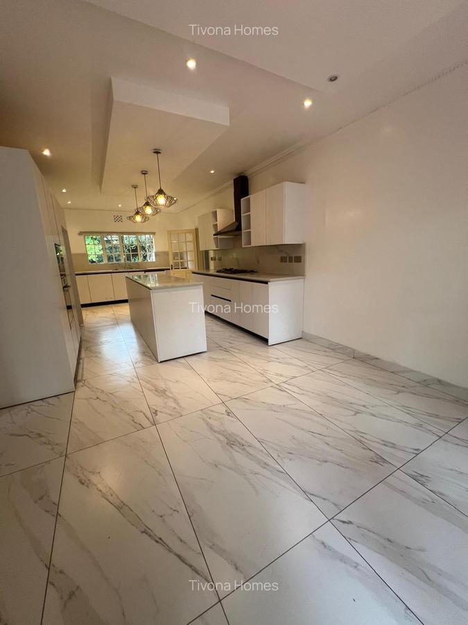 5 Bed House in Lavington - 7