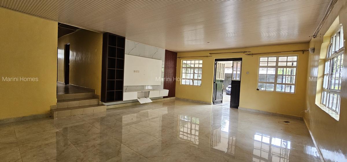 4 Bed House with En Suite in Karen - 2