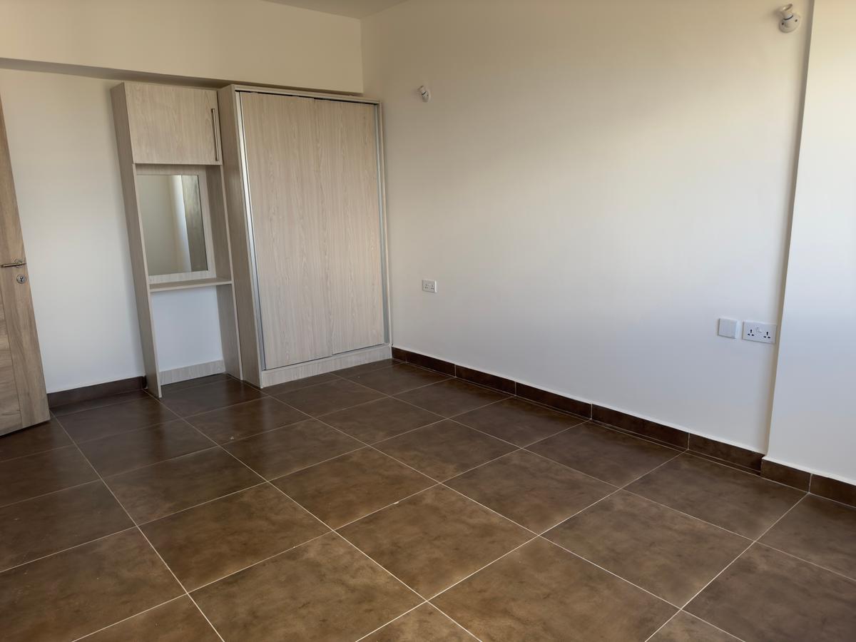 2 Bed Apartment with En Suite in Rhapta Road - 12