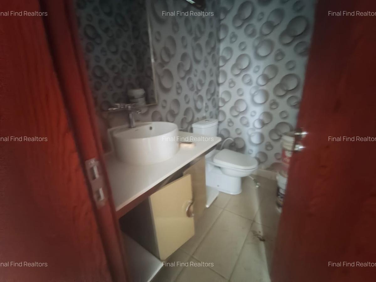 4 Bed Townhouse with En Suite in Runda - 20