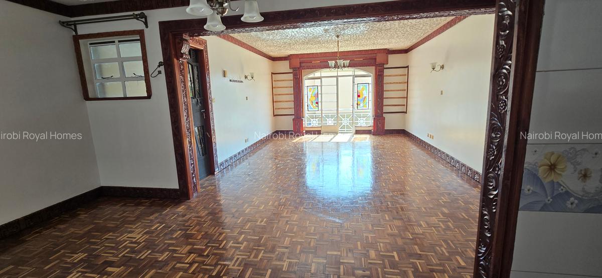 3 Bed Apartment with En Suite at Riverside Drive - 17