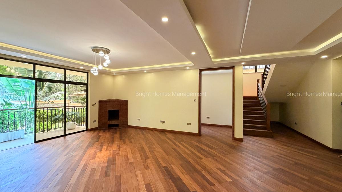 5 Bed Townhouse with En Suite in Kileleshwa - 10
