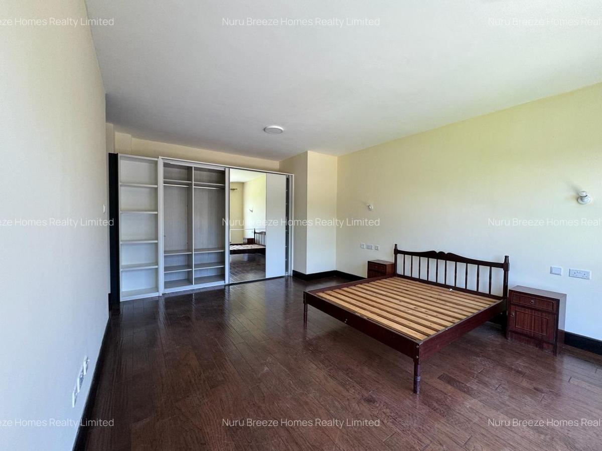 4 Bed Apartment with En Suite in General Mathenge - 20