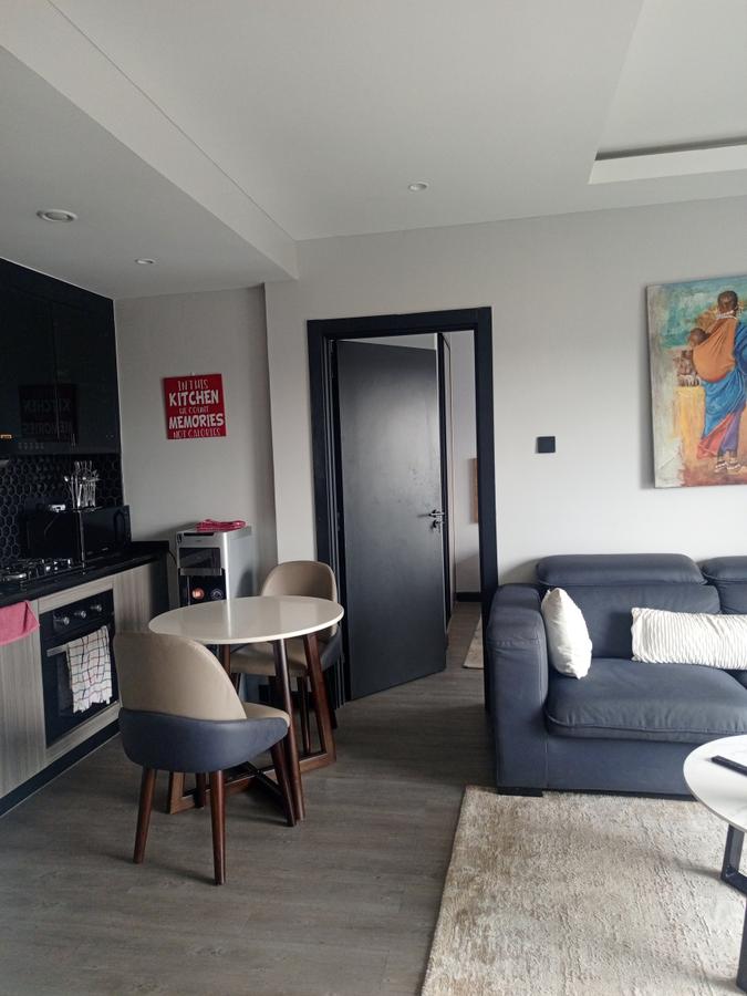 Serviced 2 Bed Apartment with En Suite in Westlands Area - 10