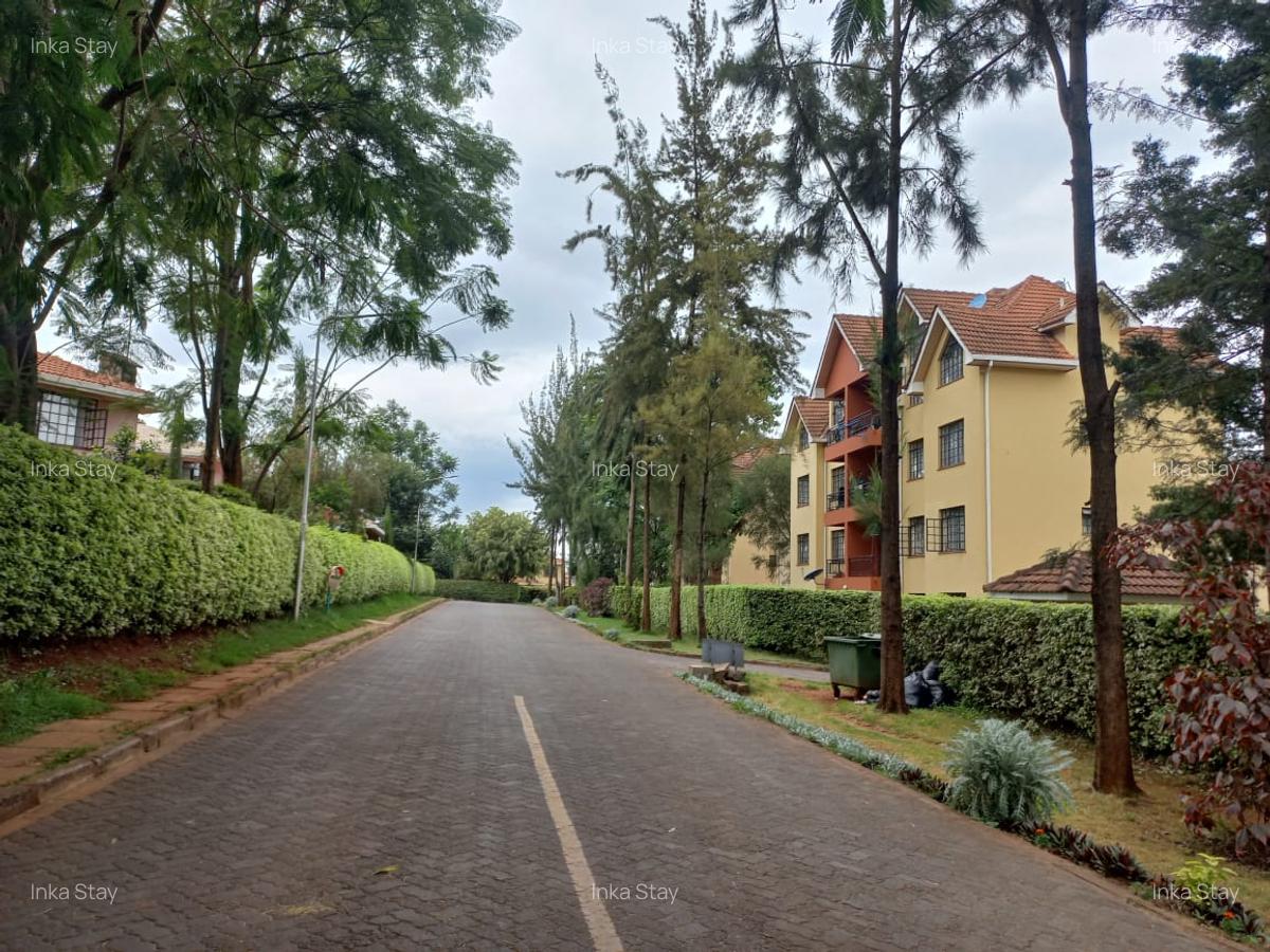 Serviced 2 Bed Apartment with En Suite at Fourways Junction Estate Rd - 15