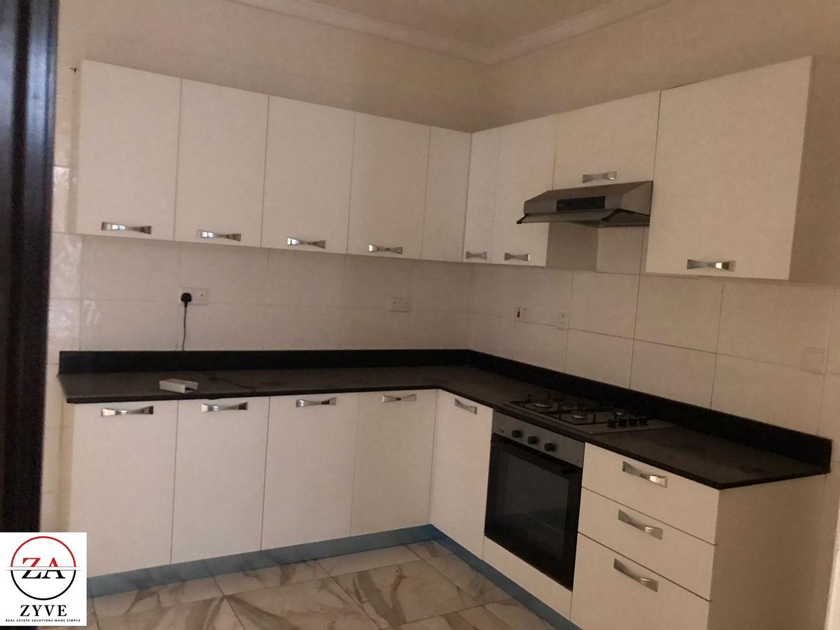 2 Bed Apartment with En Suite at Kilimani - 20