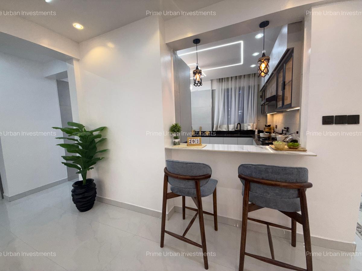 Serviced 2 Bed Apartment with En Suite in Tudor - 11