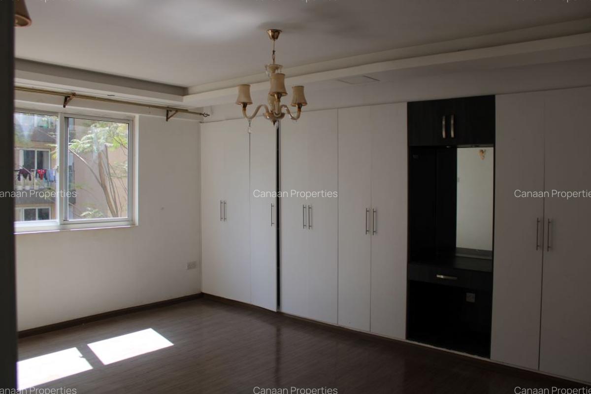 3 Bed Apartment with En Suite in Westlands Area - 6