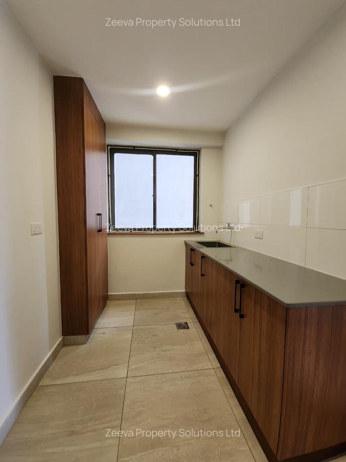 3 Bed Apartment with En Suite in Westlands Area - 6