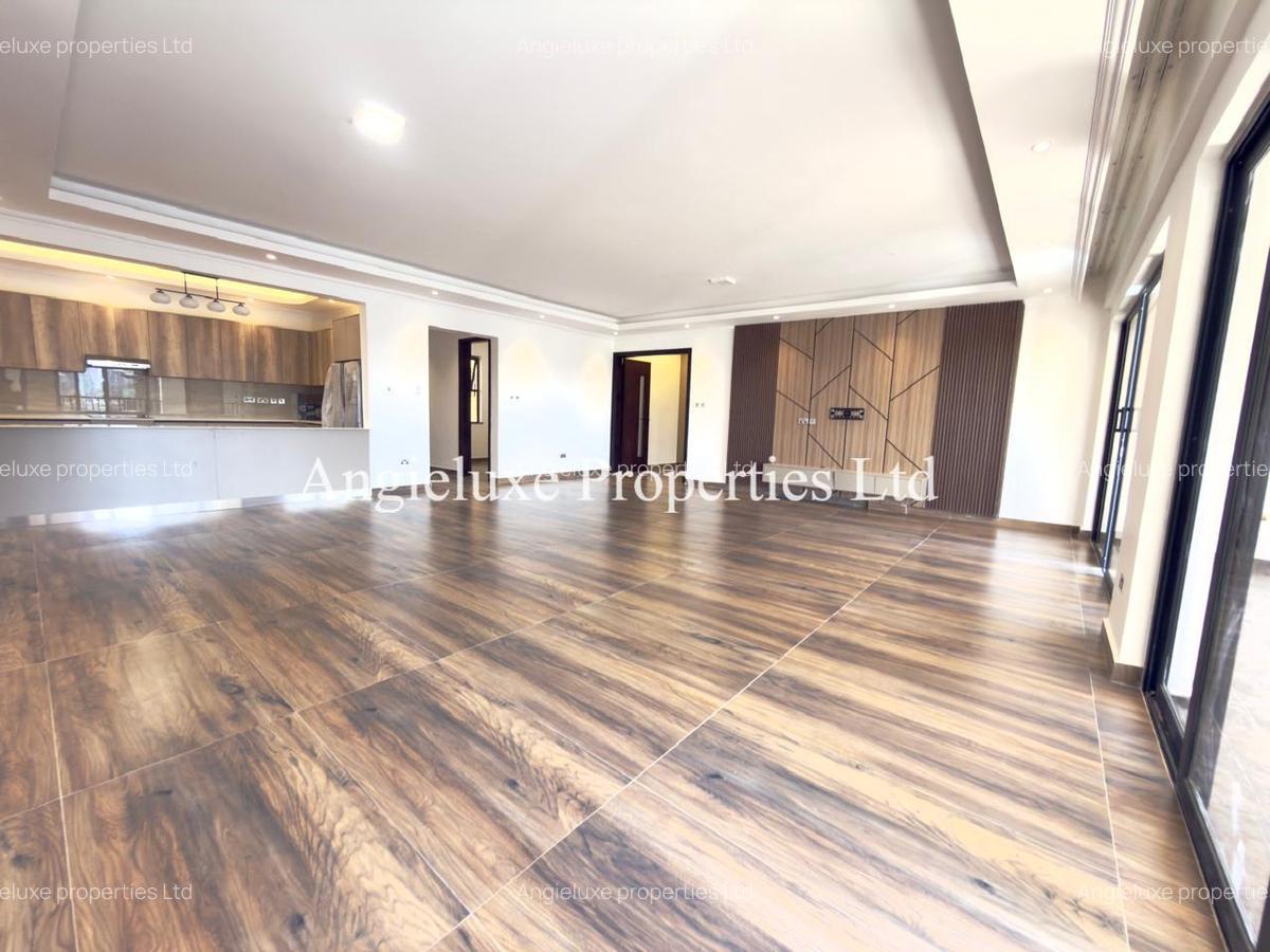 3 Bed Apartment with En Suite at Brookside Drive - 5