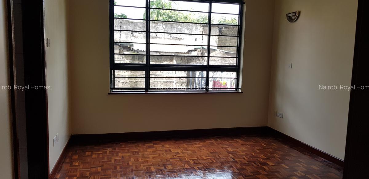 3 Bed Apartment with En Suite at Kilimani Road 66 - 15