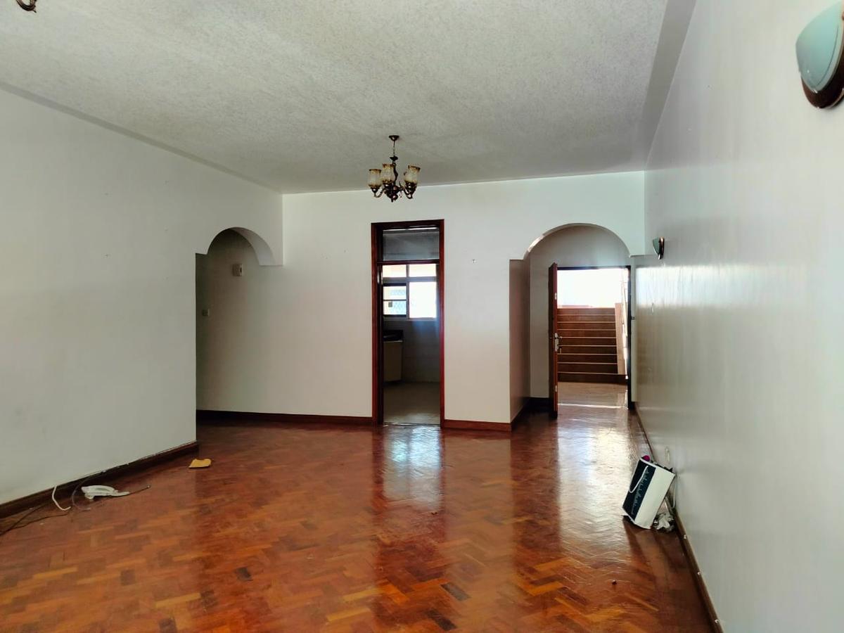 4 Bed Apartment with En Suite in Rhapta Road - 9