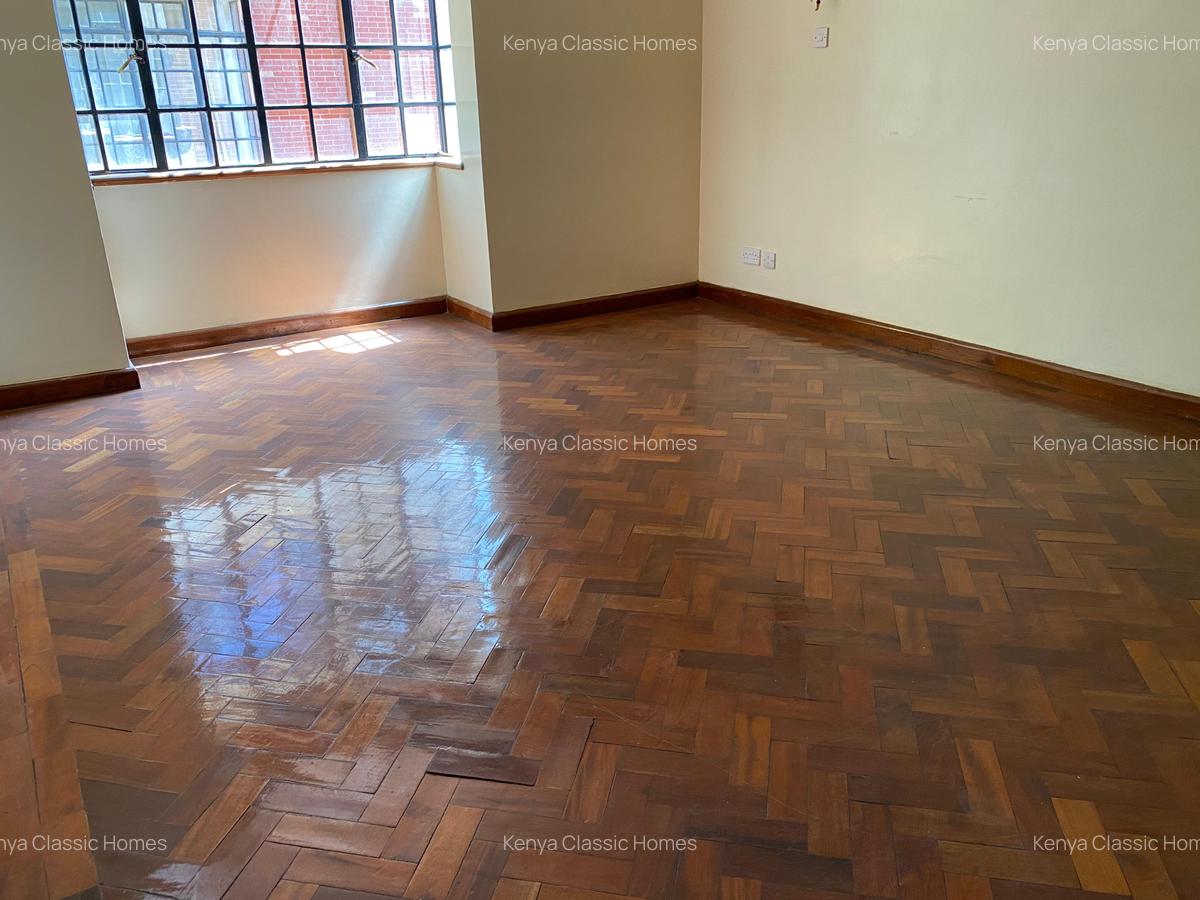 3 Bed Apartment with En Suite at Kilimani - 12