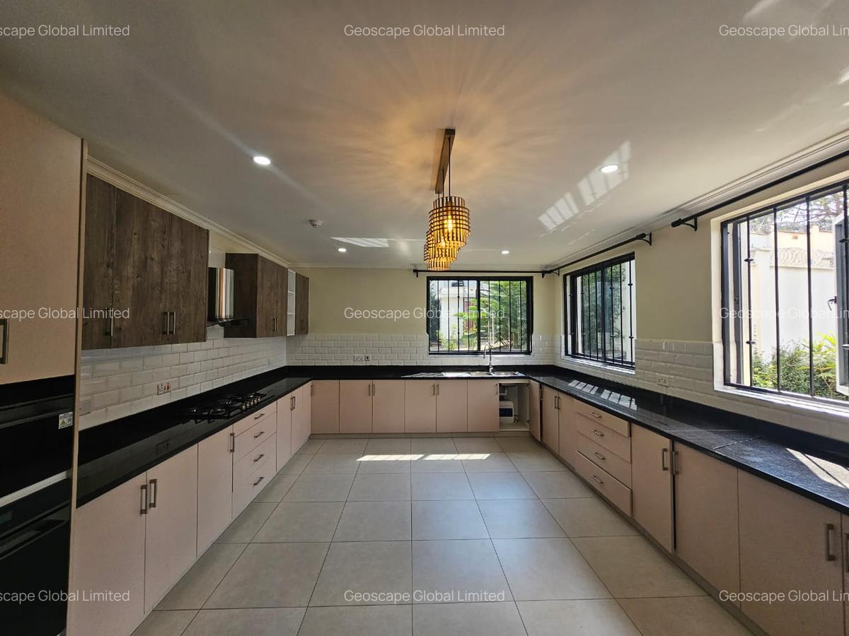 5 Bed House with En Suite in Loresho - 4