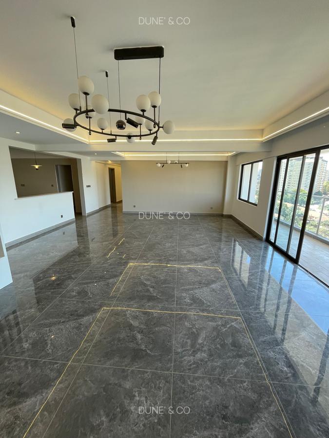 4 Bed Apartment with En Suite in Kileleshwa - 4