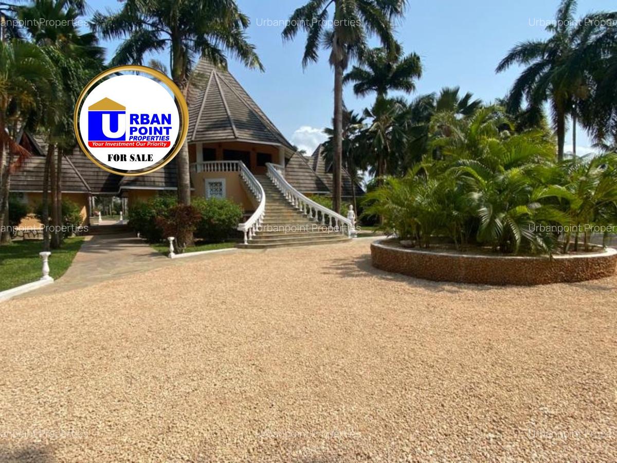 6 Bed Villa with En Suite in Diani - 13