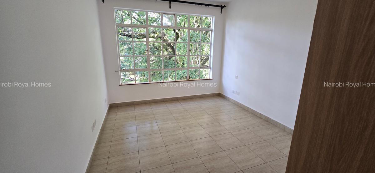 3 Bed Apartment with En Suite at Valley Arcade - 17