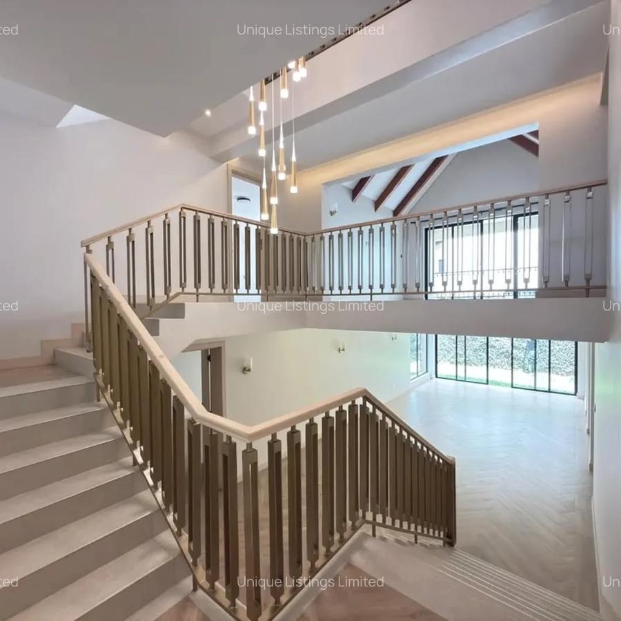 5 Bed Townhouse with En Suite in Lavington - 9