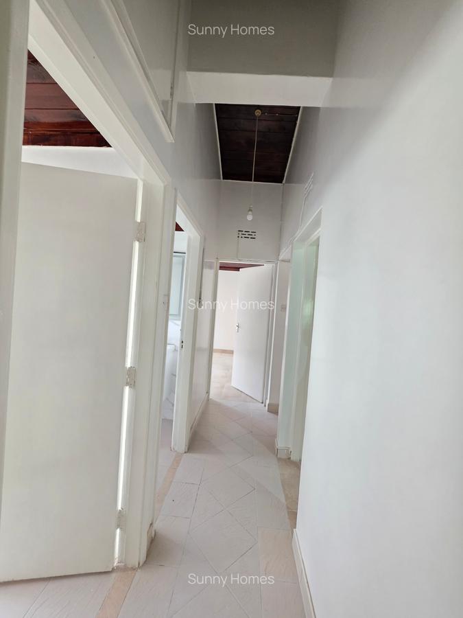 4 Bed House with En Suite at Lavington Green - 16