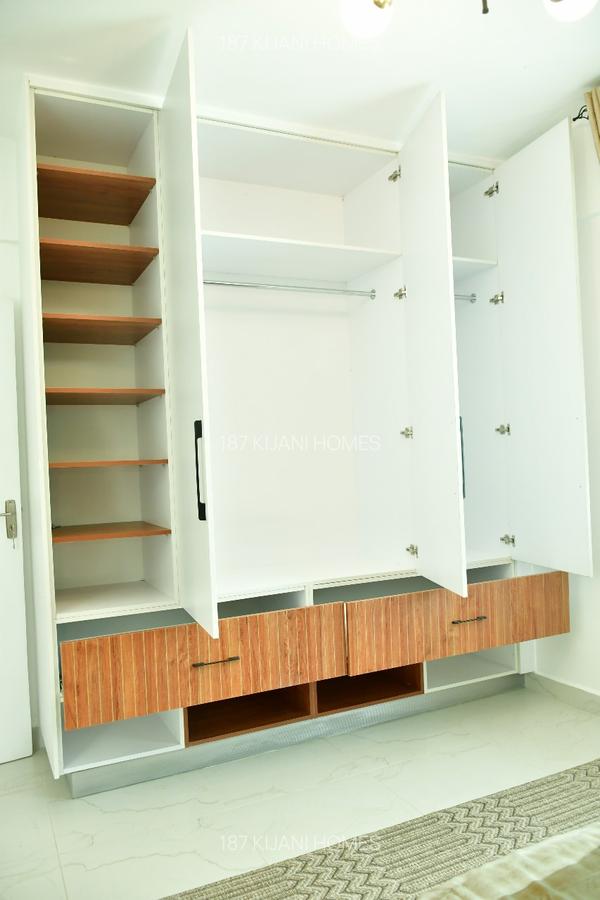 2 Bed Apartment with En Suite at Junction Mall - 13
