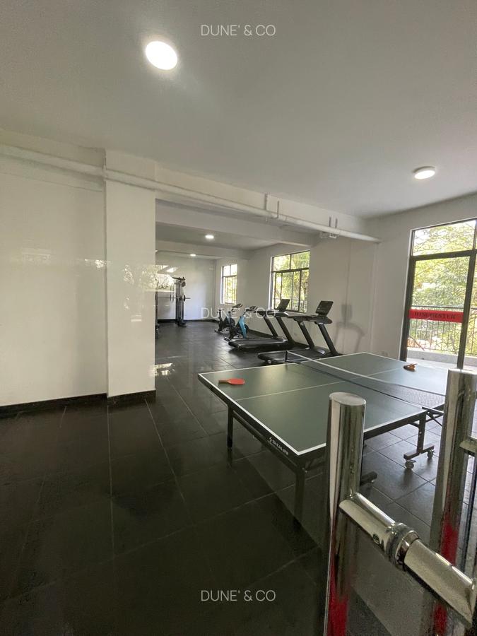 2 Bed Apartment with En Suite in Riverside - 18