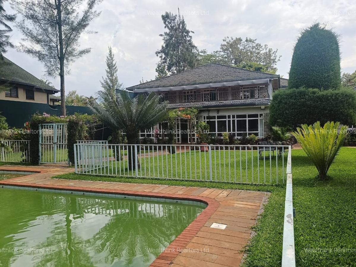 4 Bed House with En Suite at Runda - 2