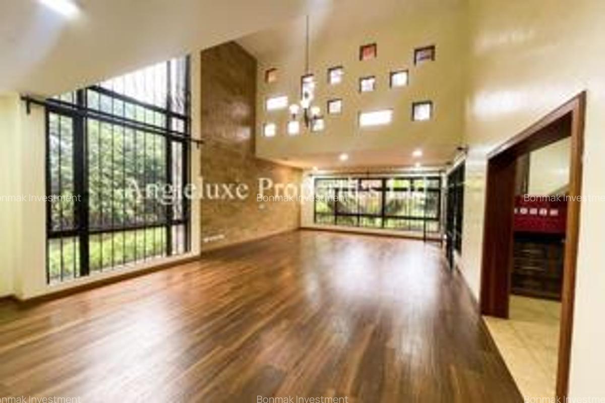 4 Bed Townhouse with En Suite at Runda Mumwe - 9