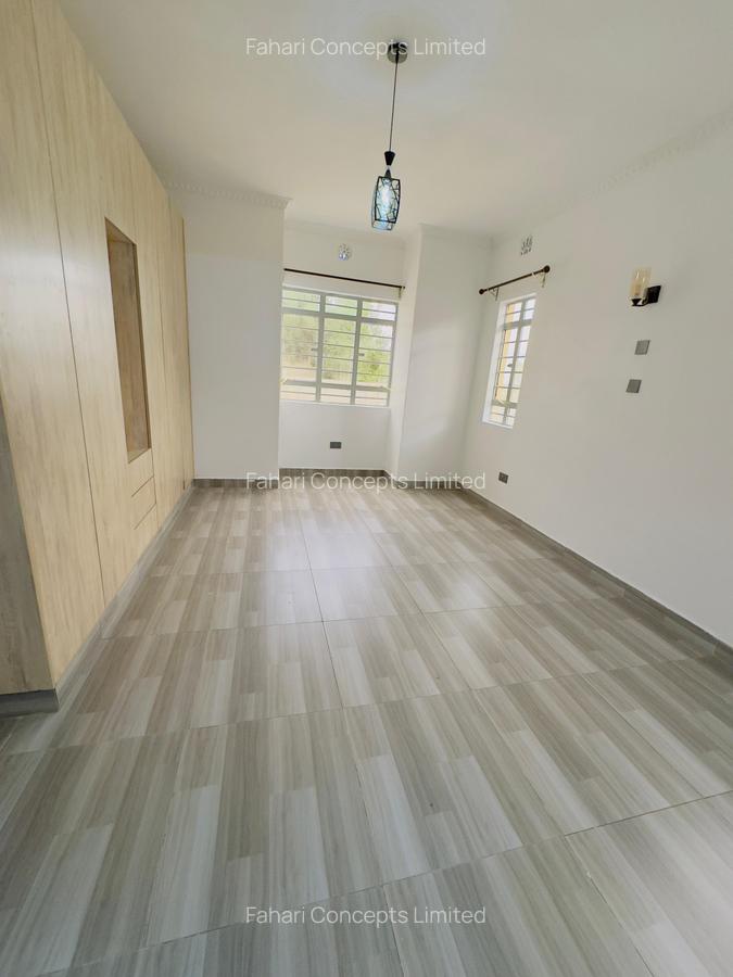 3 Bed House with En Suite at Acacia - 13