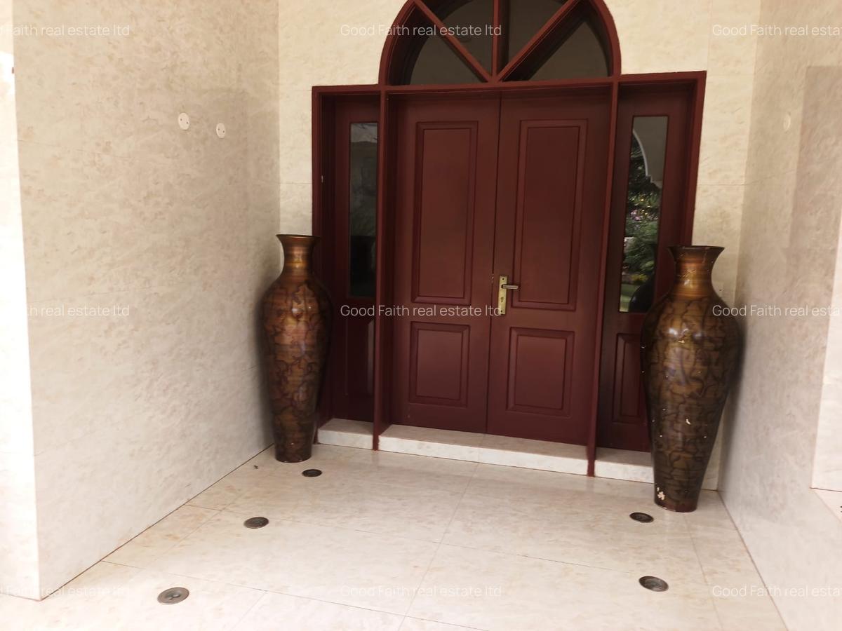 6 Bed House with En Suite in Muthaiga - 4