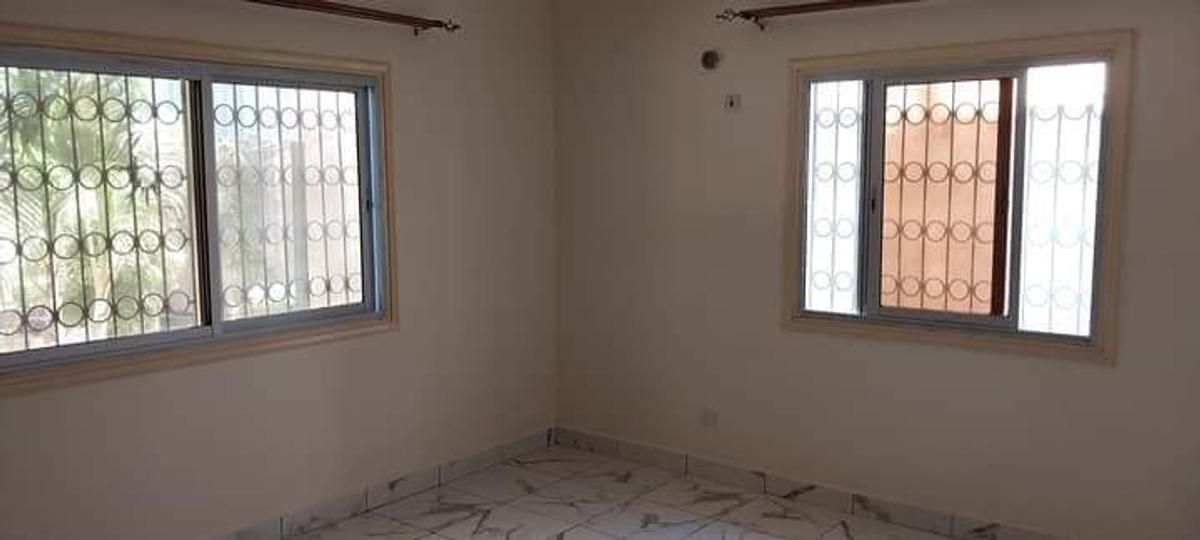 4 Bed Villa with En Suite at Kenyatta Road - 7