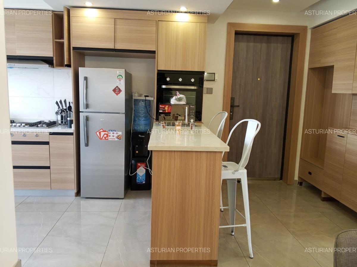 Furnished 3 Bed Apartment with En Suite in Riverside - 6