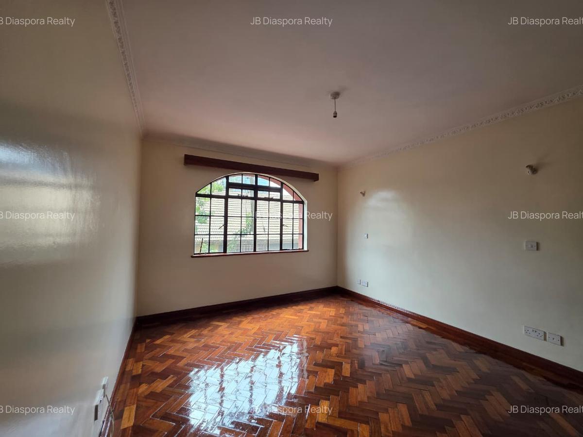 2 Bed Apartment with En Suite at Mvuli Road - 6