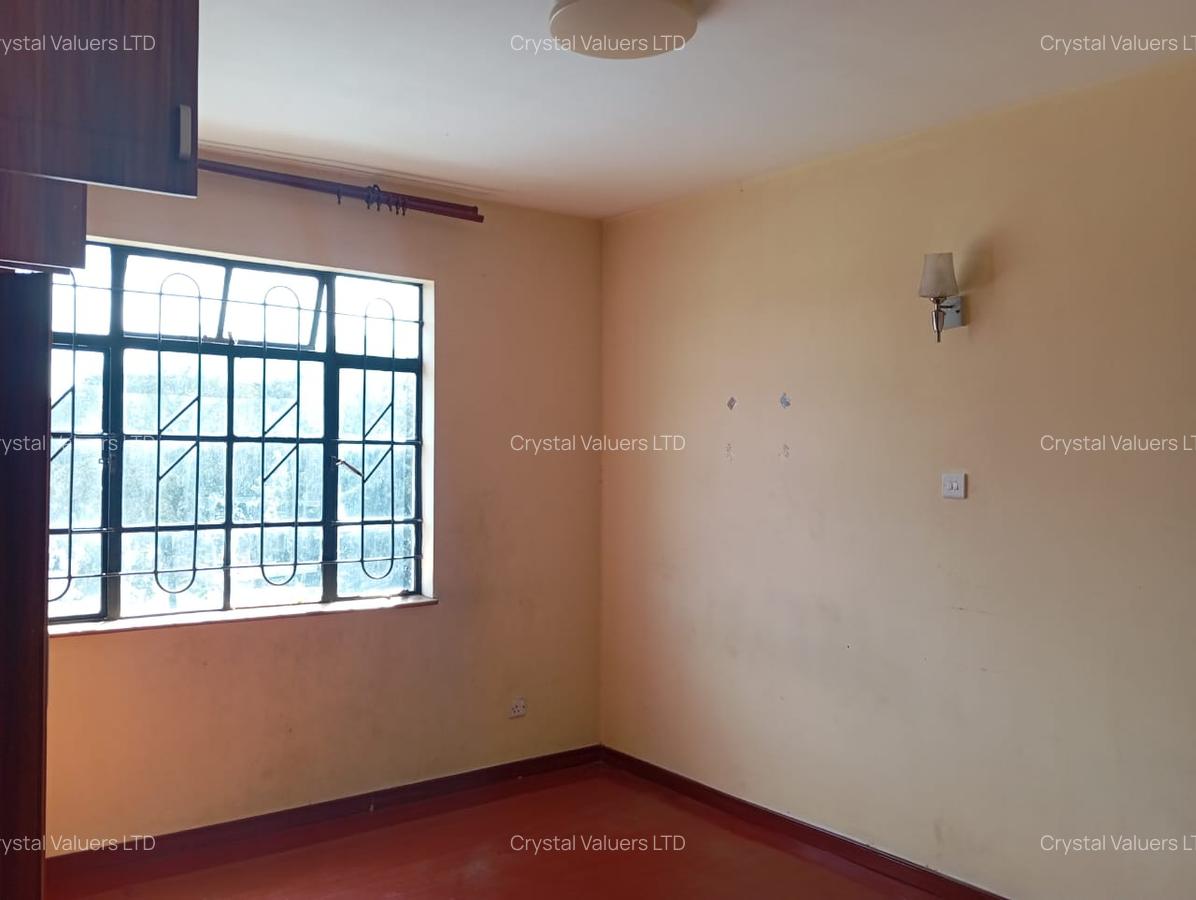 2 Bed Apartment with En Suite in Kilimani - 3
