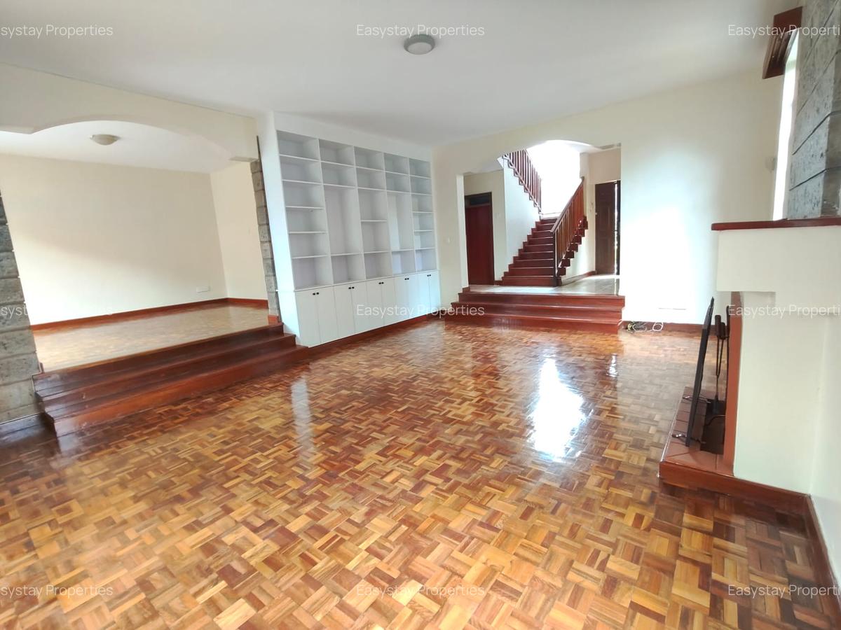 4 Bed Townhouse with En Suite in Nyari - 4