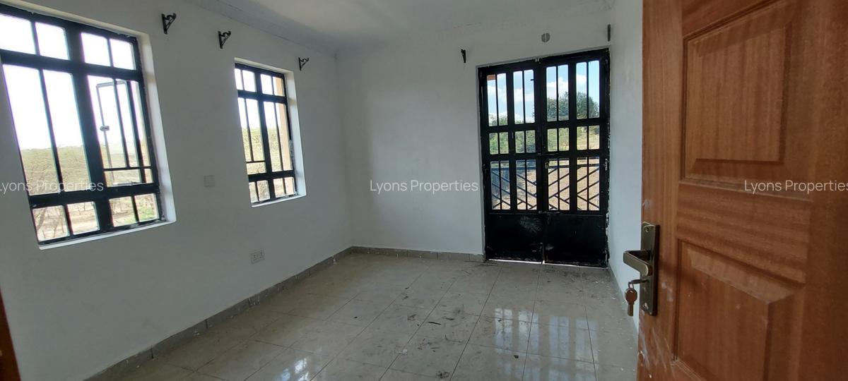 4 Bed Townhouse with En Suite at Rimpa - 12