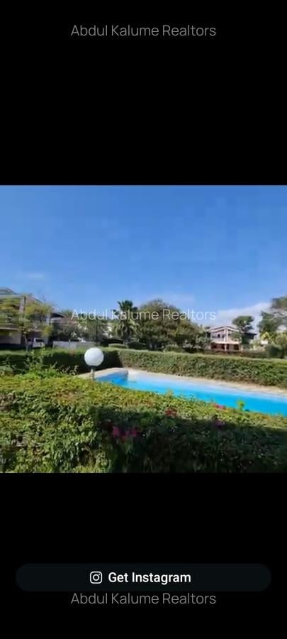 4 Bed House with En Suite at Nyali - 2