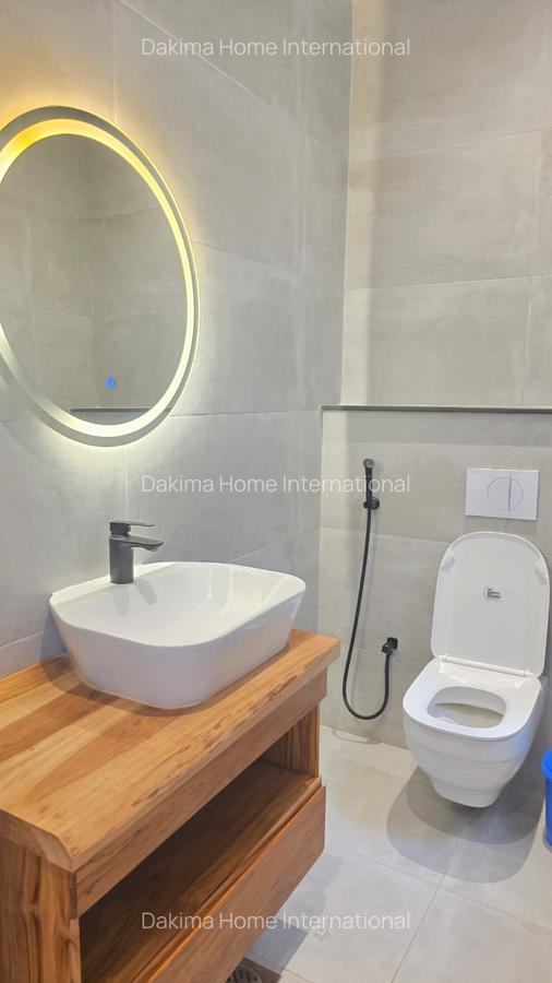 4 Bed Apartment with En Suite in Spring Valley - 8