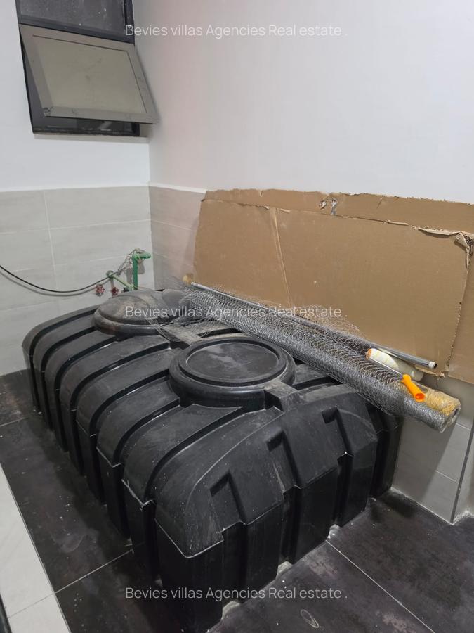 6 Bed Apartment with En Suite at Parklands - 6