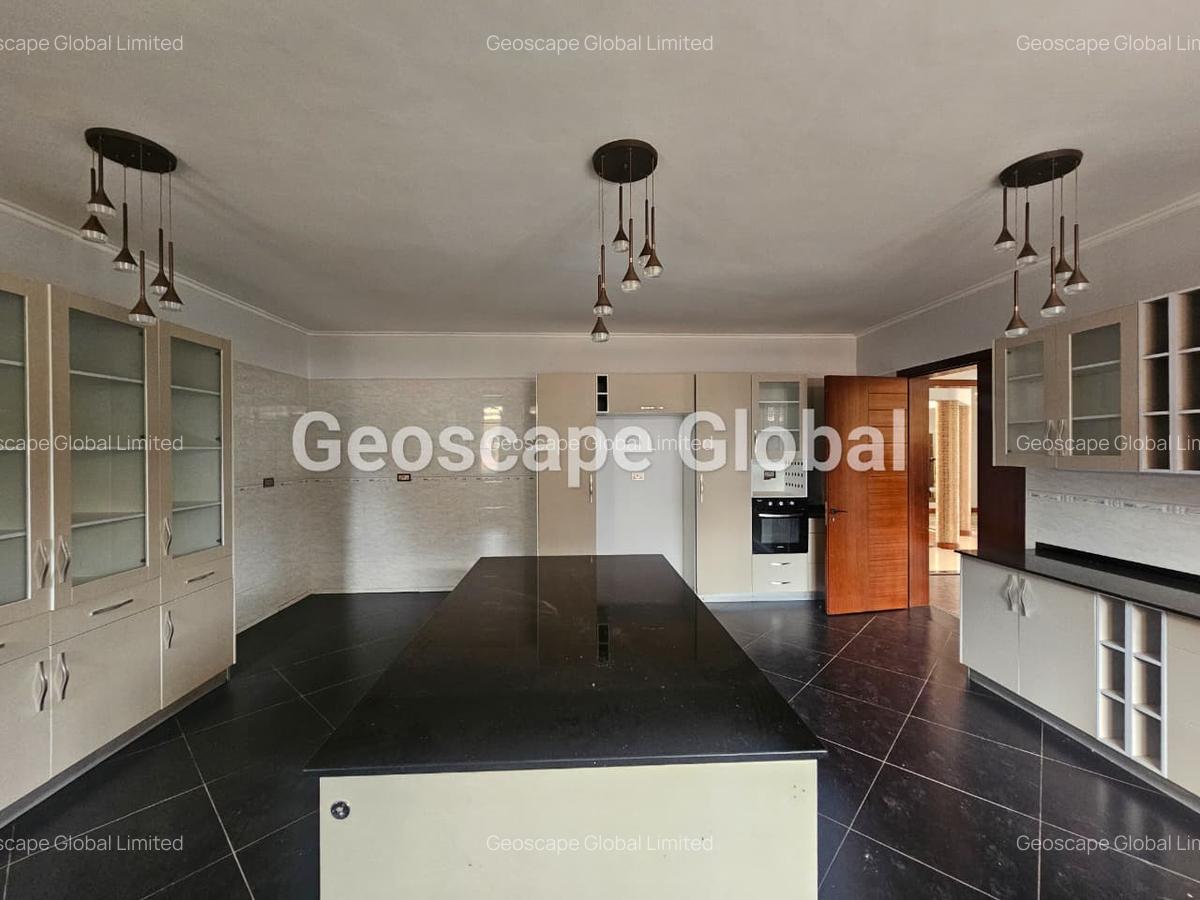 4 Bed House with En Suite in Muthaiga - 8