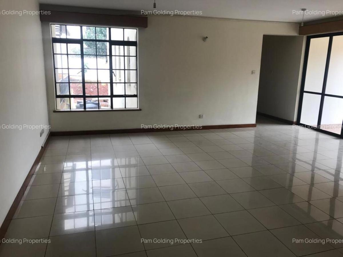3 Bed Apartment with En Suite in Westlands Area - 3