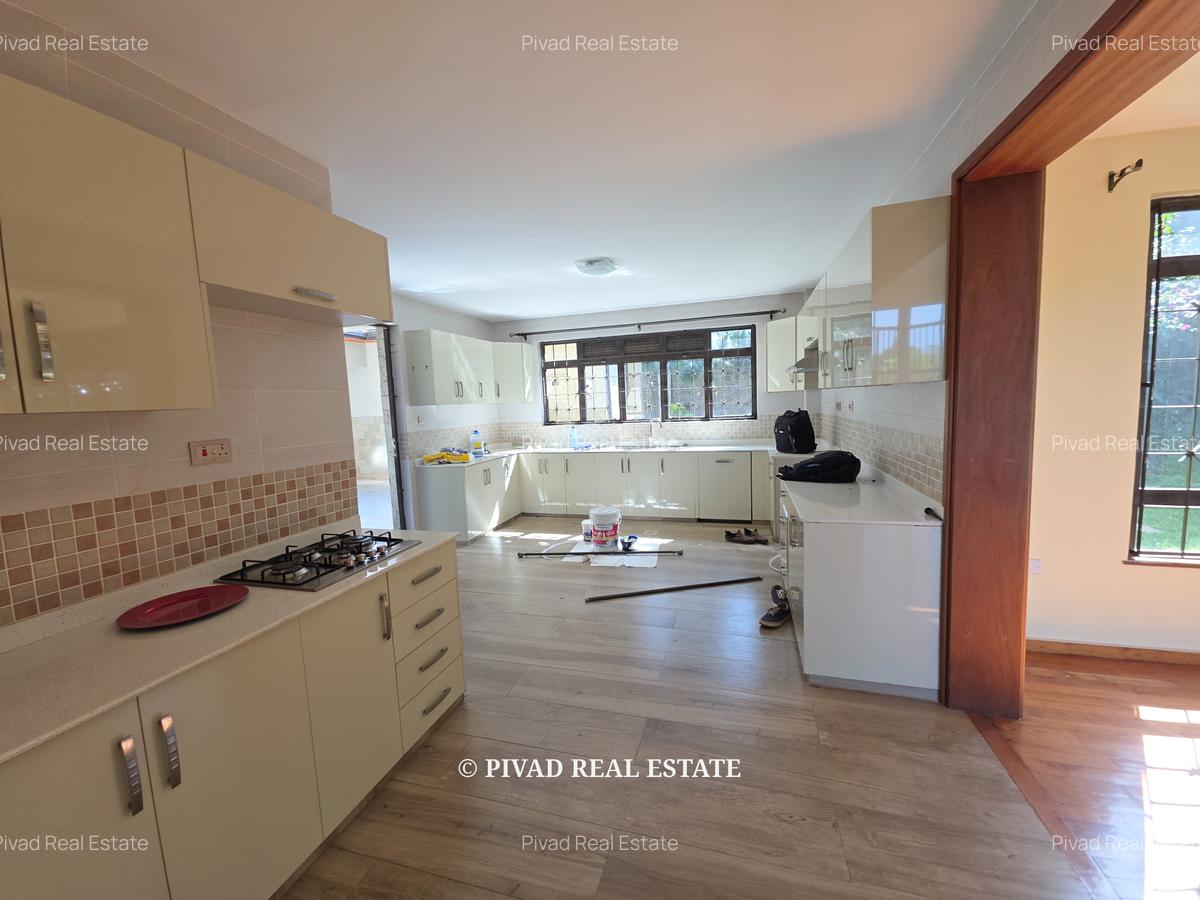 5 Bed House with Garden in Runda - 9